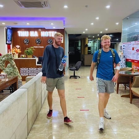 Thu Ha Hotel Uông Bí エクステリア 写真