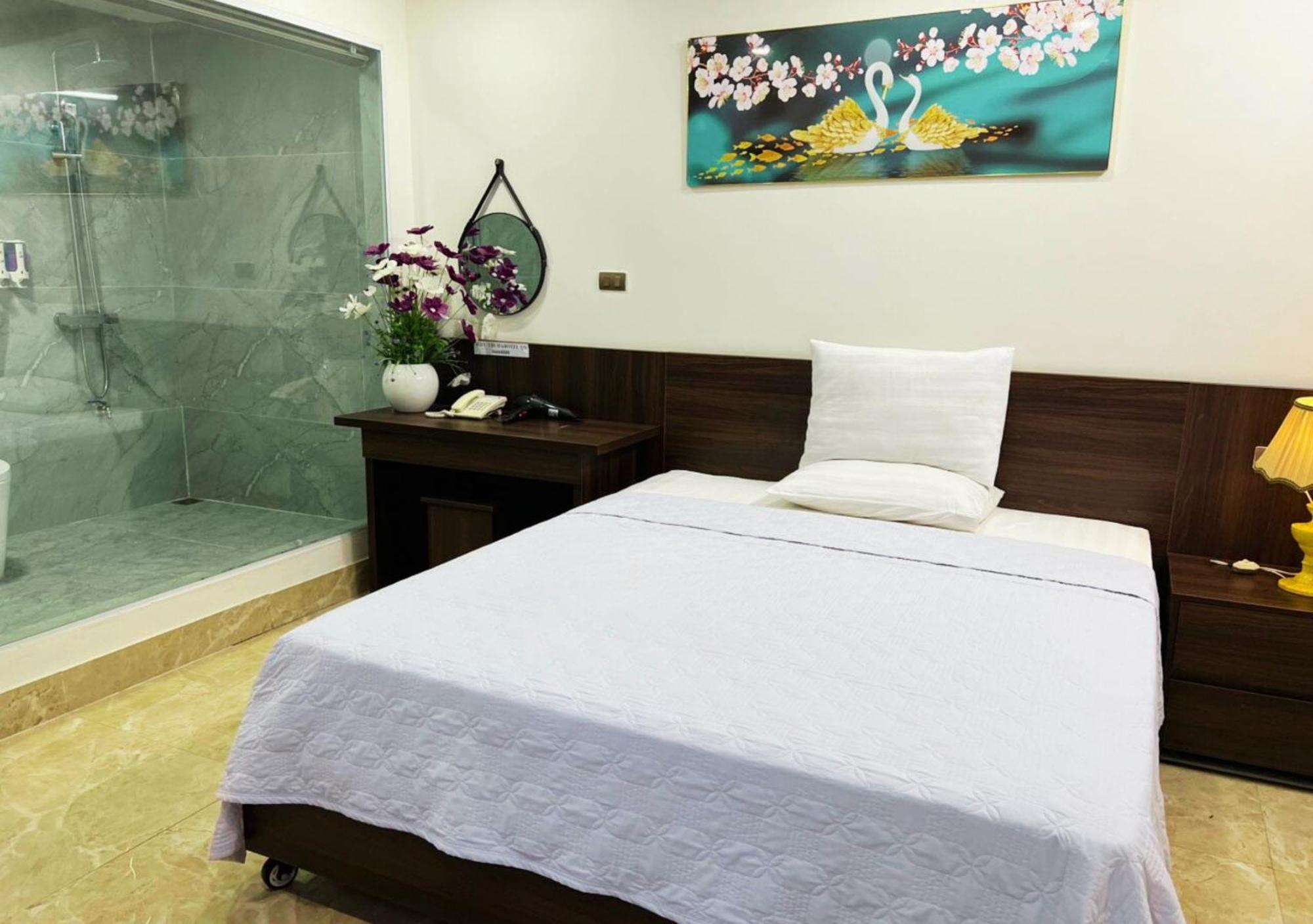 Thu Ha Hotel Uông Bí エクステリア 写真