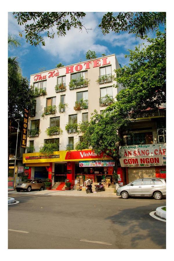 Thu Ha Hotel Uông Bí エクステリア 写真